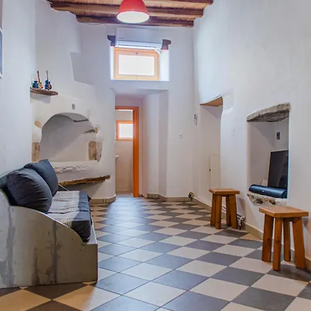 Maria-anna Traditional Island House Tatil Evi *