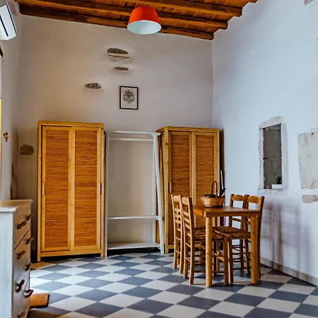 Maria-anna Traditional Island House Tatil Evi *