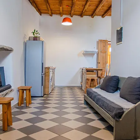Maria-anna Traditional Island House Tatil Evi Páros